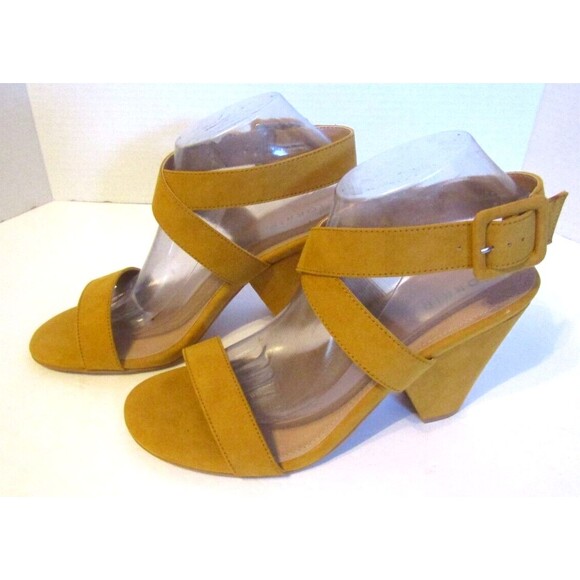 Torrid Sandals Mustard Brown Wrap Heel Cone Heel Faux Suede NWT Size 9W - Picture 3 of 8